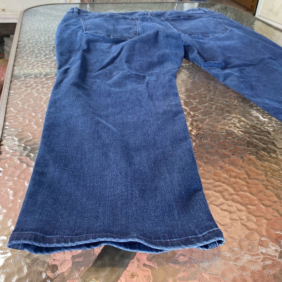 Womens Lane Bryant Plus Size Jeans Blue 26 Tummy Control Dark Stretch Denim Fall - Picture 11 of 15